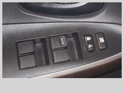 Used 2012 Toyota RAV4 4WD w/ Value Pkg image 22