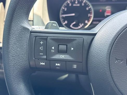 Used 2024 Nissan Pathfinder S AWD/4WD image 26