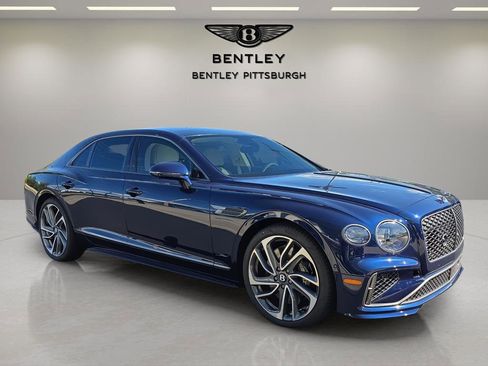 New 2025 Bentley Flying Spur Plug-In Hybrid image 3