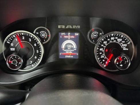 Used 2024 RAM 1500 Tradesman AWD/4WD image 15