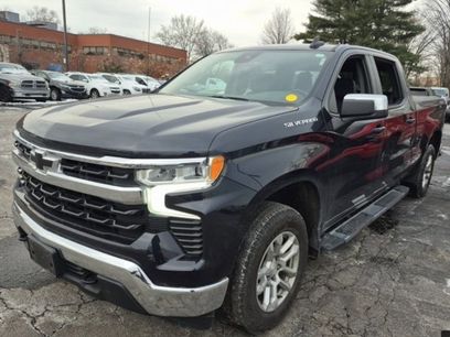 Used 2022 Chevrolet Silverado 1500 LT w/ Leather Package
