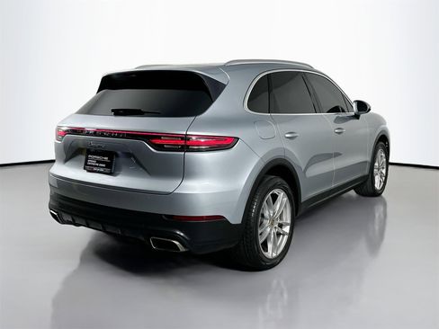 Certified 2023 Porsche Cayenne image 7