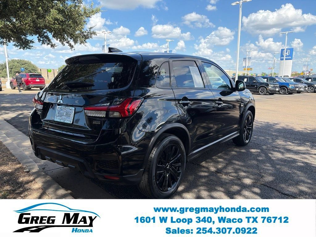 Used 2025 Mitsubishi Outlander Sport LE AWD/4WD image 8