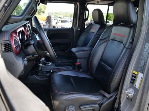Used 2021 Jeep Gladiator Rubicon AWD/4WD image 3