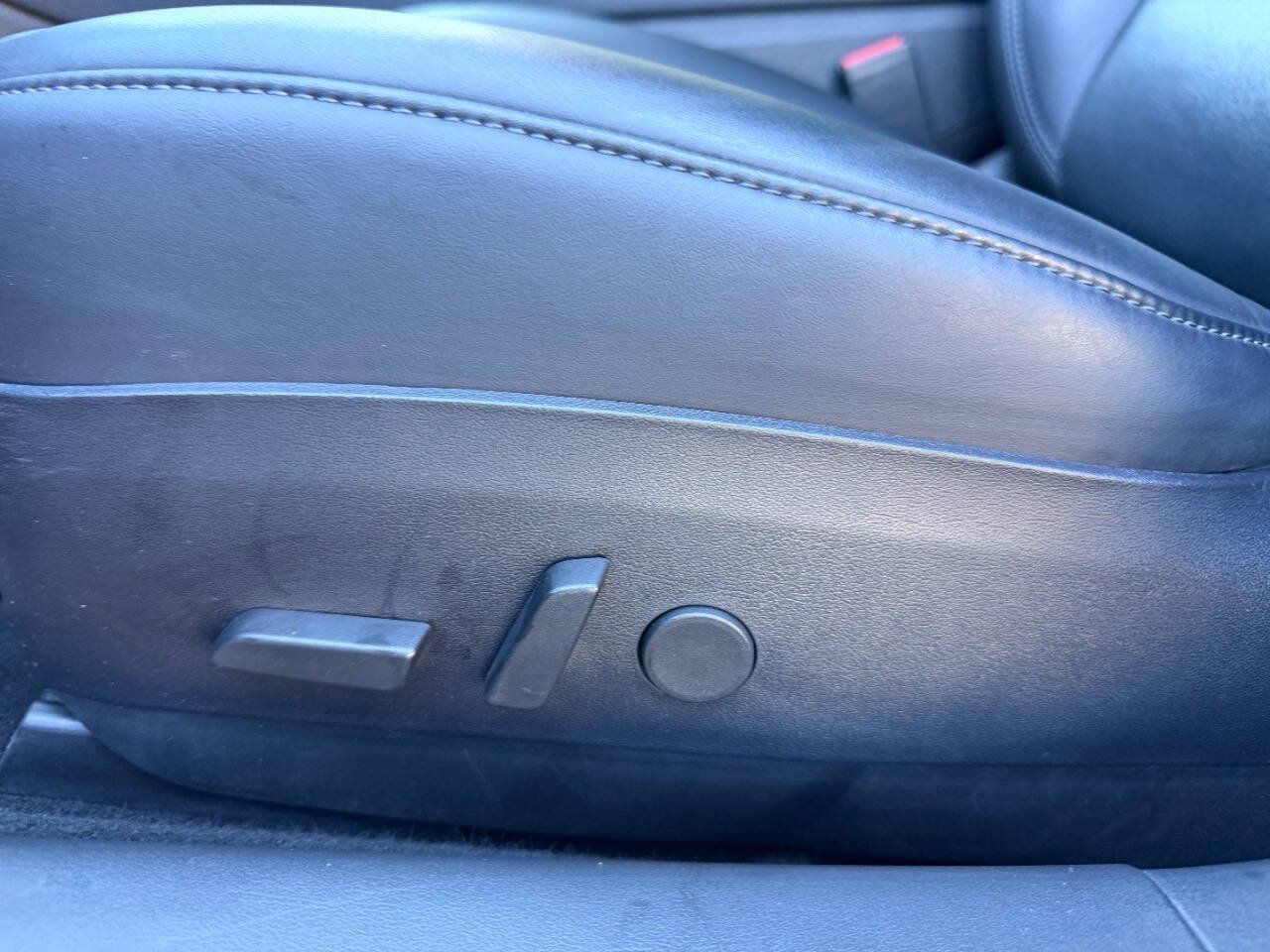 Used 2018 Tesla Model 3 Long Range AWD/4WD image 18