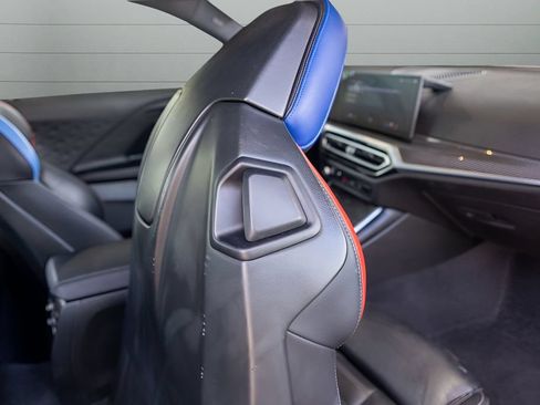 Used 2023 BMW M2 w/ Lighting Package RWD image 58