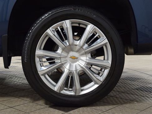 Used 2022 Chevrolet Silverado 1500 High Country w/ High Country Premium Package image 23