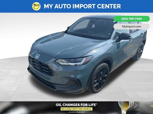 Used 2024 Honda HR-V Sport image 3
