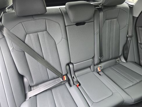 New 2026 Audi Q5 Premium Plus image 32