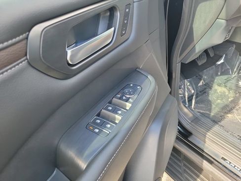 New 2026 Nissan Armada Platinum AWD/4WD image 15