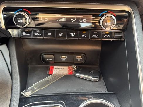 Used 2024 Kia K5 GT image 16