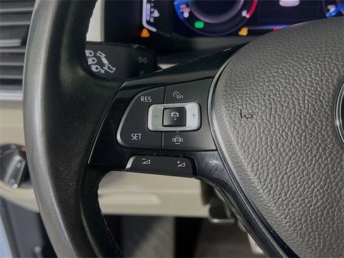 Used 2019 Volkswagen Atlas SEL R-Line image 16