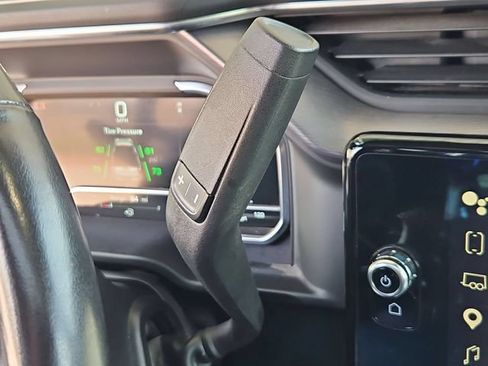 Used 2024 GMC Sierra 2500 Denali Ultimate w/ Max Trailering Package AWD/4WD image 16