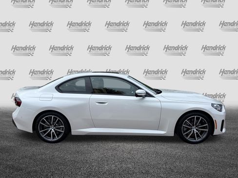 Certified 2025 BMW 230i Coupe RWD image 11