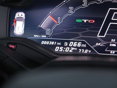 Used 2024 Lamborghini Huracan STO RWD image 36