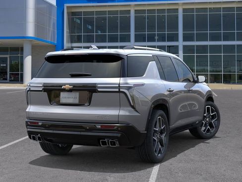 New 2026 Chevrolet Traverse High Country AWD/4WD image 4
