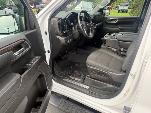 Used 2023 Chevrolet Silverado 1500 LT w/ Protection Package AWD/4WD image 15