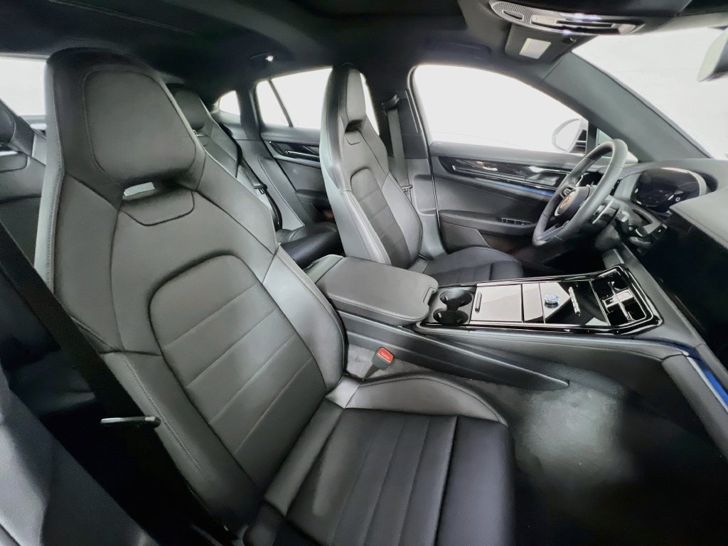 New 2026 Porsche Panamera 4 AWD/4WD image 30