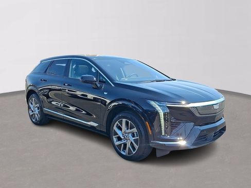 Certified 2026 Cadillac Optiq Luxury 1 AWD/4WD image 3