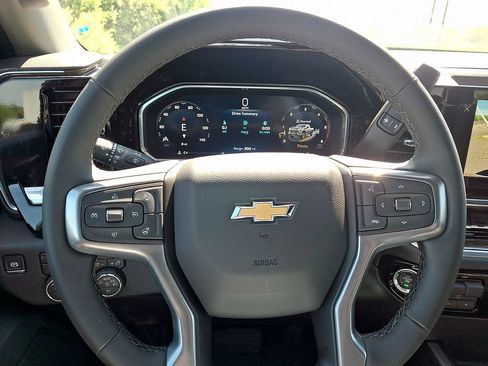 New 2026 Chevrolet Silverado 2500 LT w/ Convenience Package AWD/4WD image 14