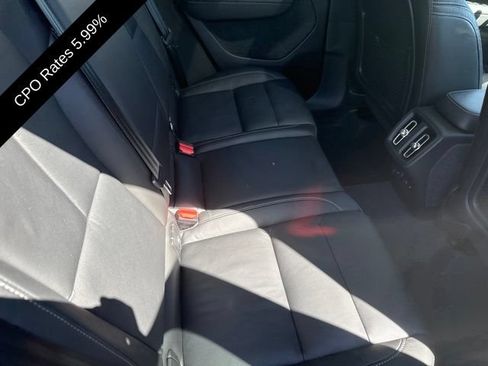 Used 2024 Volvo XC40 B5 Plus w/ Climate Package AWD/4WD image 5