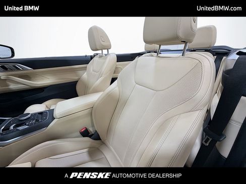 Used 2025 BMW 430i Convertible RWD image 5