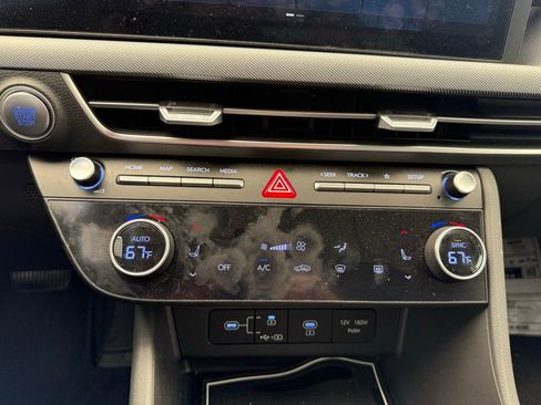 Used 2024 Hyundai Sonata SEL FWD image 21