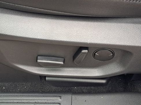 New 2025 Ford Ranger Lariat w/ Black Appearance Package image 8