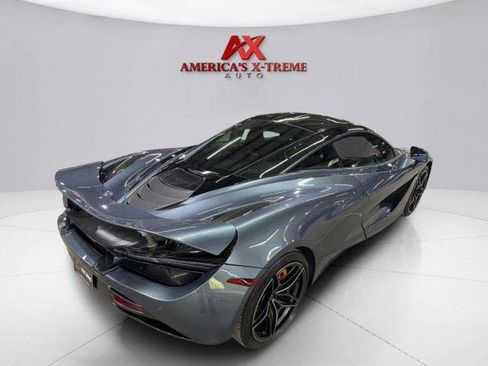 Used 2018 McLaren 720S RWD image 10