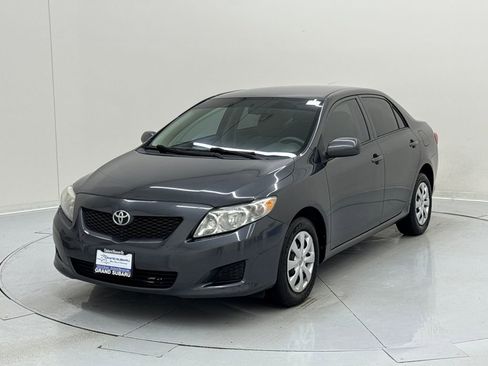 Used 2009 Toyota Corolla image 1