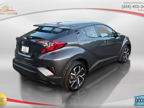 Used 2018 Toyota C-HR XLE FWD image 5