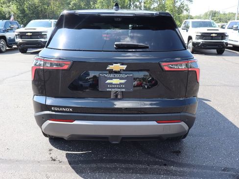 New 2027 Chevrolet Equinox LT w/ Convenience Package II FWD image 27