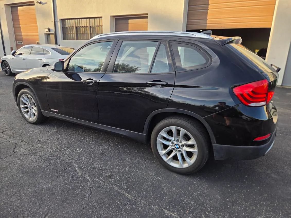 Used 2015 BMW X1 xDrive28i AWD/4WD image 2