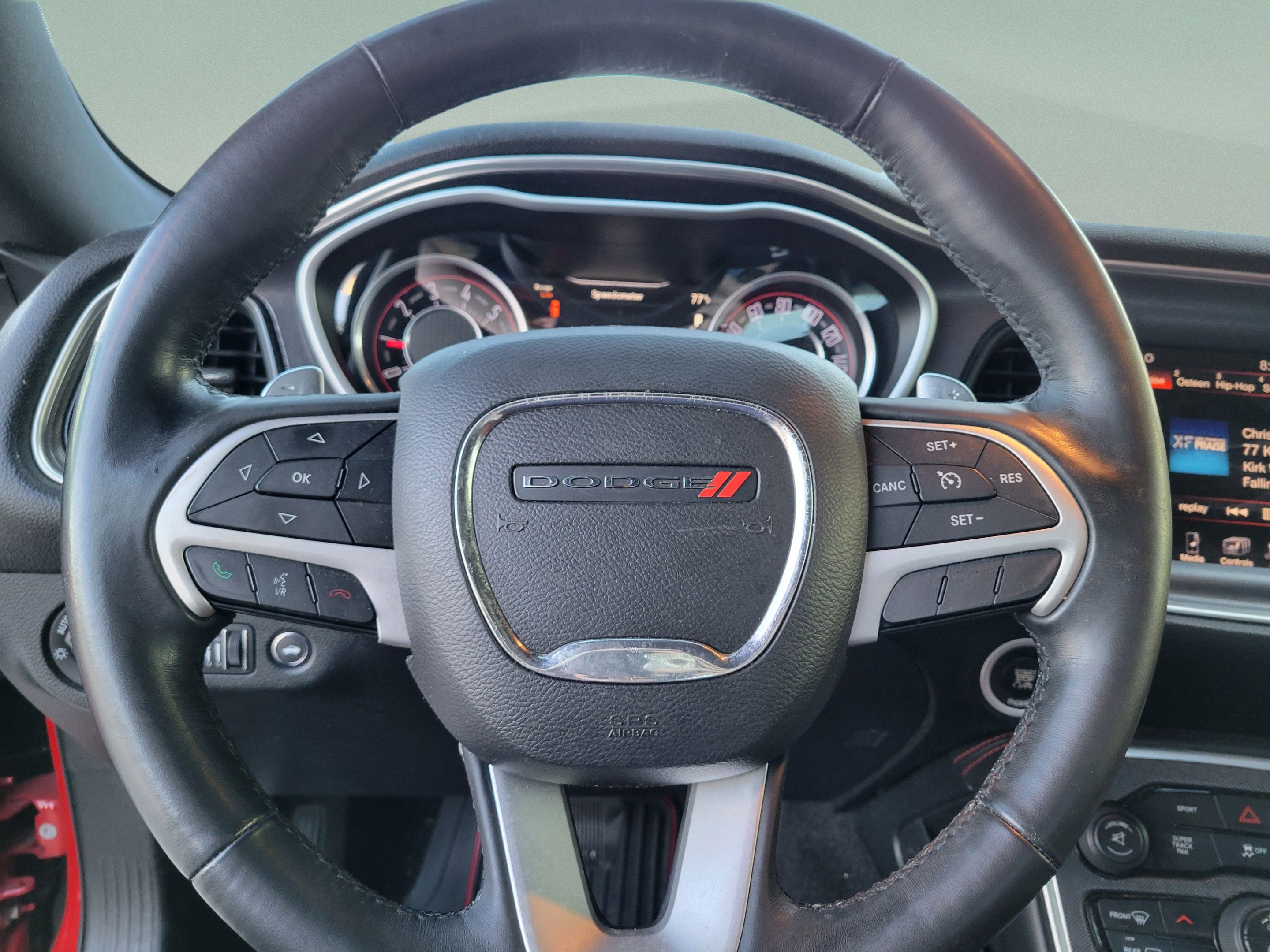 Used 2015 Dodge Challenger R/T Plus RWD image 15