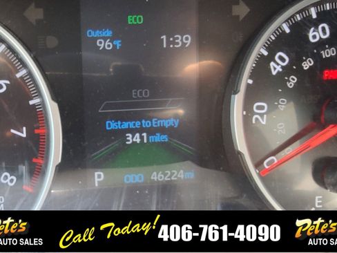 Used 2021 Toyota RAV4 XLE image 28