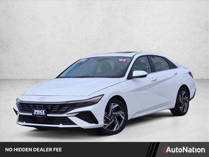 Used 2025 Hyundai Elantra SEL