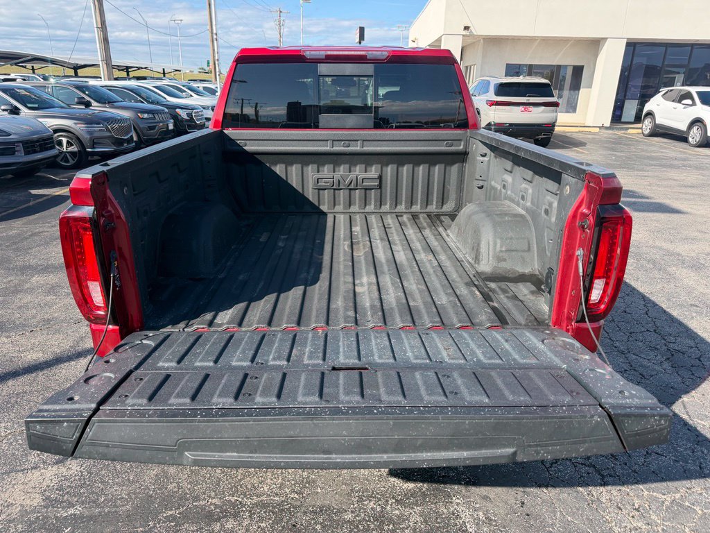 Used 2026 GMC Sierra 1500 SLT w/ SLT Premium Plus Package AWD/4WD image 17