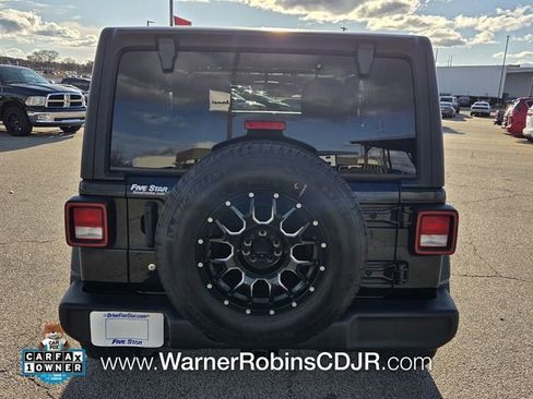 Used 2022 Jeep Wrangler Sport image 7