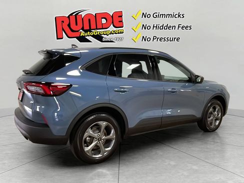 Used 2026 Ford Escape ST-Line w/ Tech Pack #1 AWD/4WD image 6