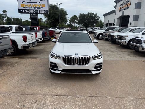 Used 2023 BMW X5 xDrive45e w/ Executive Package AWD/4WD image 40