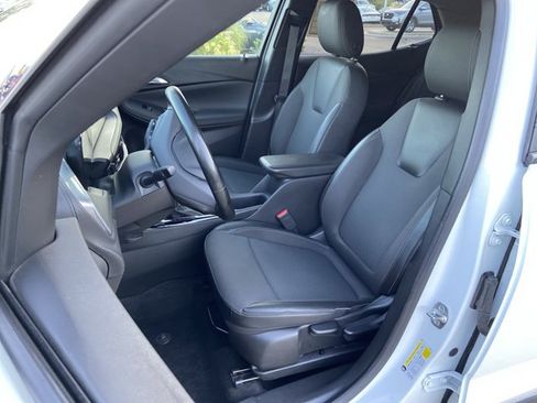 Used 2024 Buick Encore GX Preferred FWD image 19