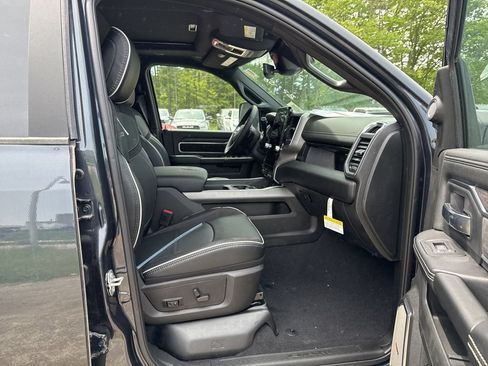 New 2026 RAM 2500 Laramie AWD/4WD image 26