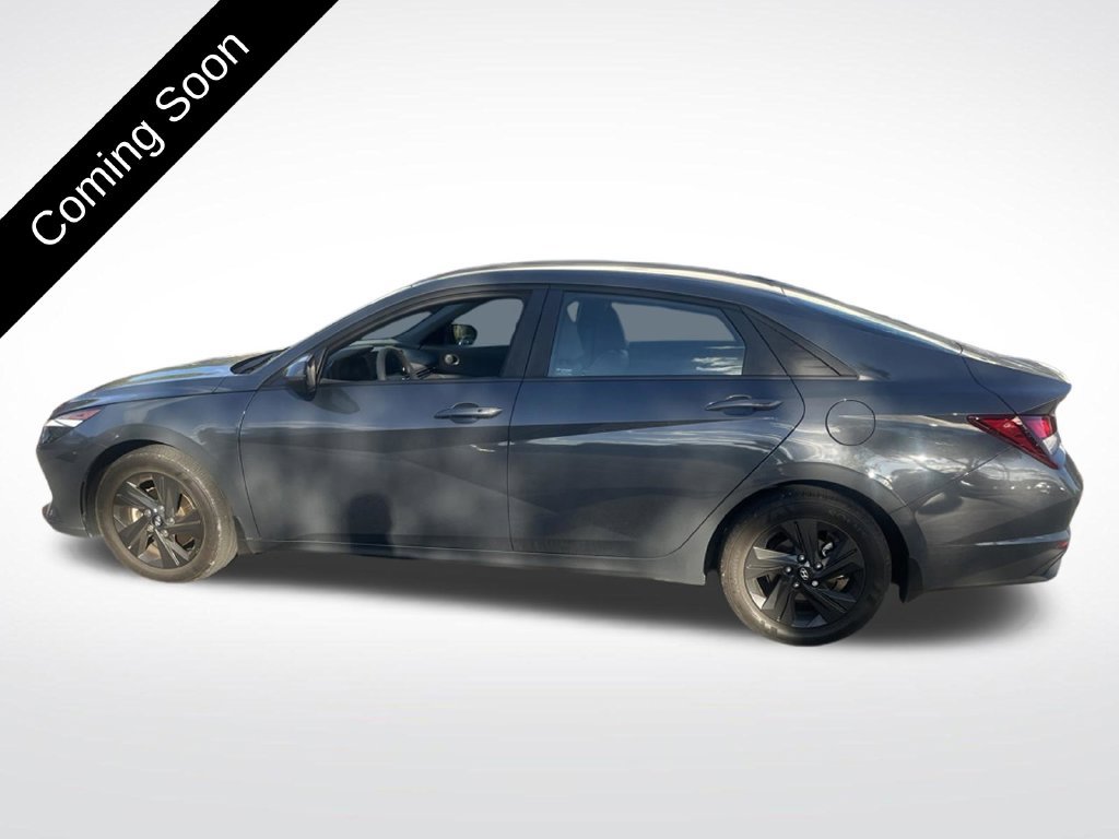 Used 2023 Hyundai Elantra SEL FWD image 7