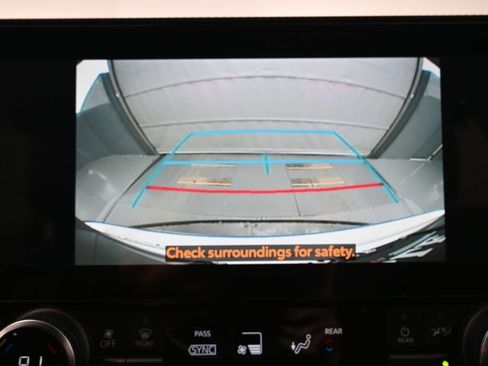 Certified 2023 Toyota Highlander XSE image 21