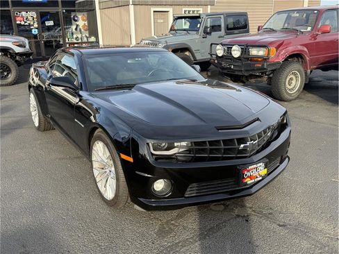 Used 2013 Chevrolet Camaro SS image 5