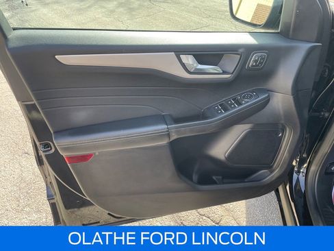 Used 2022 Ford Escape SEL w/ Technology Package image 20