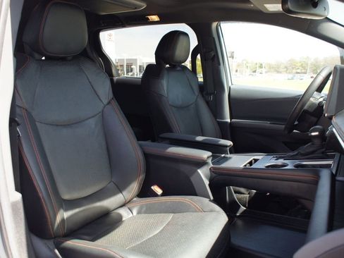 Used 2024 Toyota Sienna XSE w/ XSE Premium Package image 25