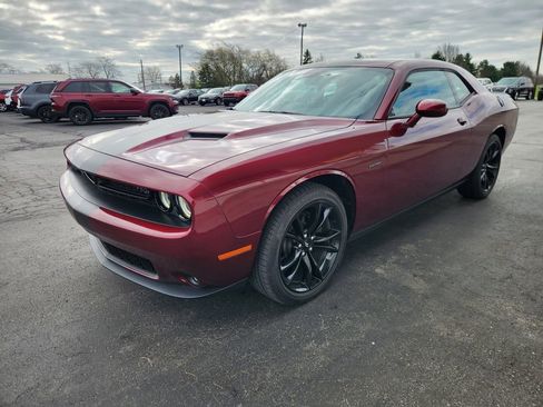 Used 2018 Dodge Challenger R/T Plus image 8