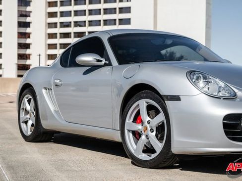 Used 2006 Porsche Cayman S image 32