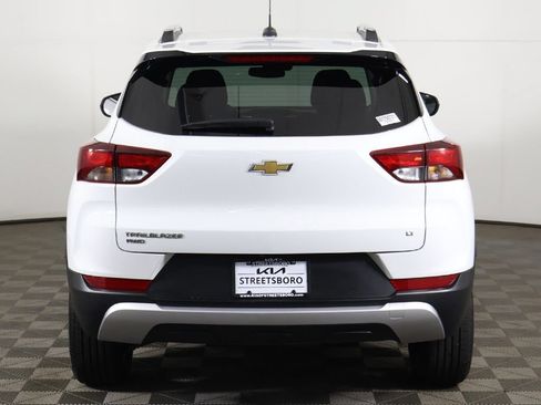 Used 2023 Chevrolet TrailBlazer LT AWD/4WD image 10
